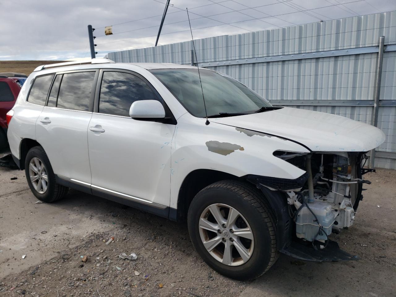 2011 TOYOTA HIGHLANDER - Фото 4