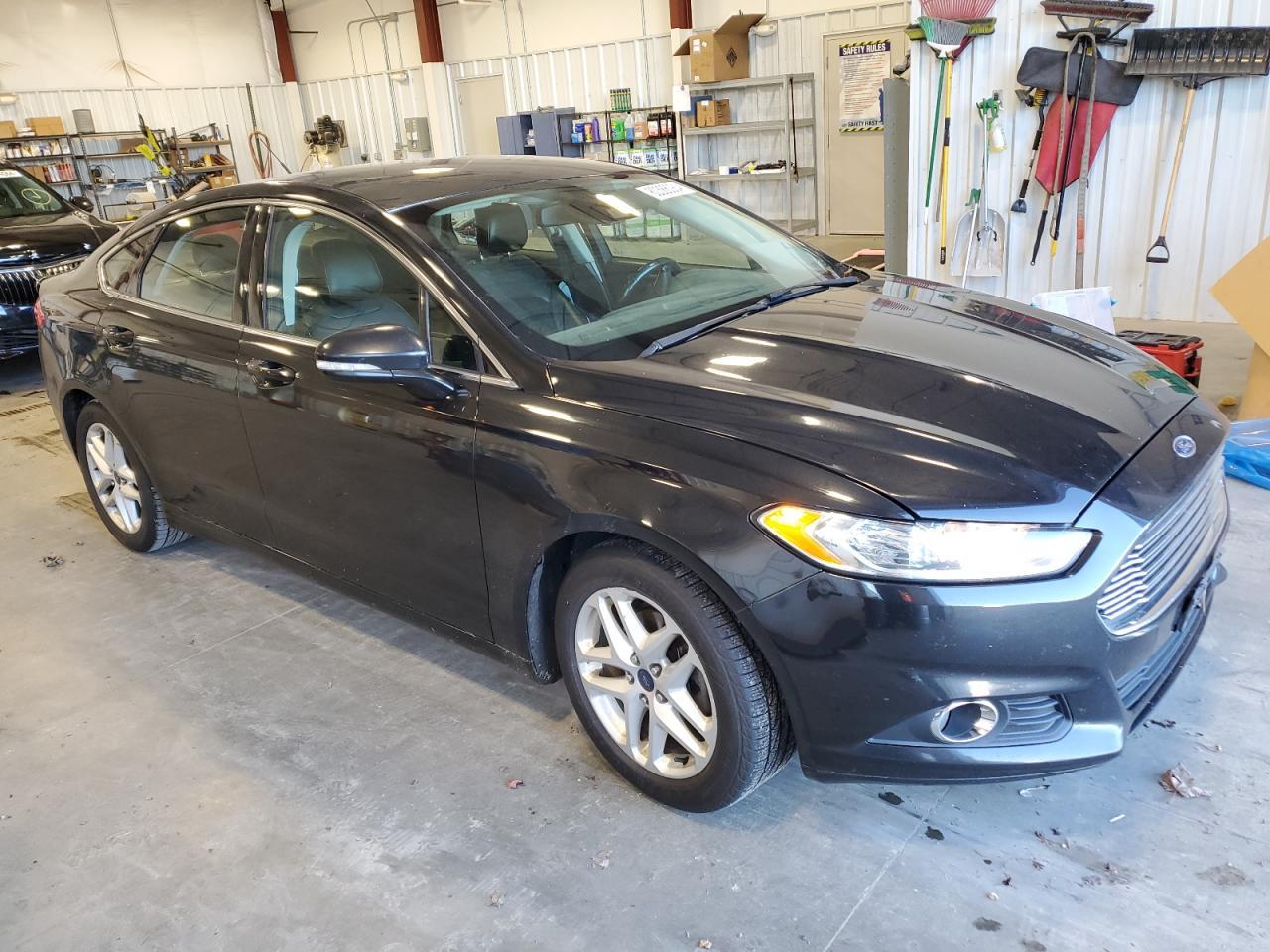 2014 FORD FUSION SE - Image 4