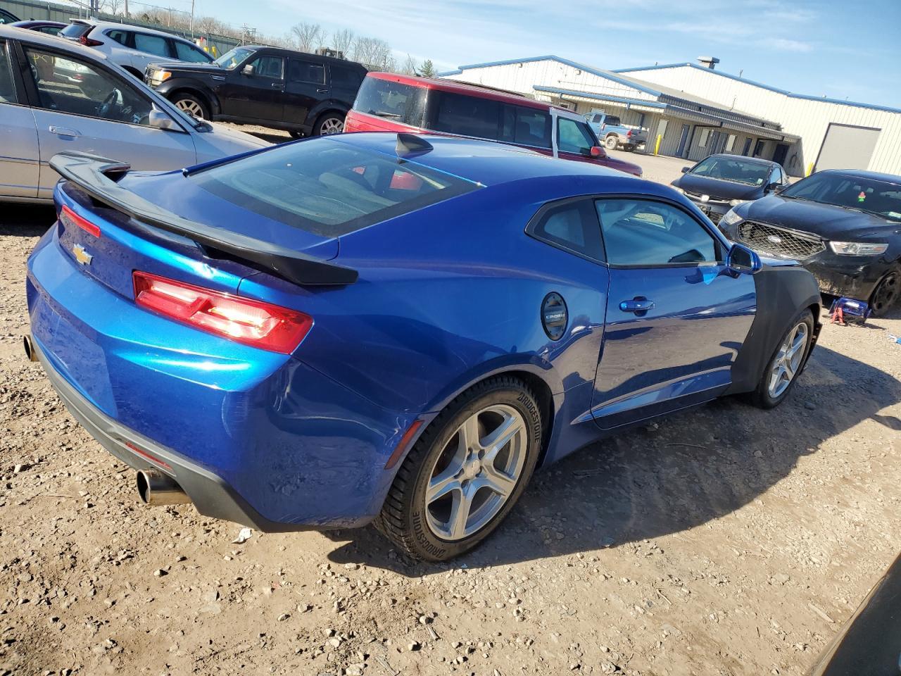 2018 CHEVROLET CAMARO LT - Image 3