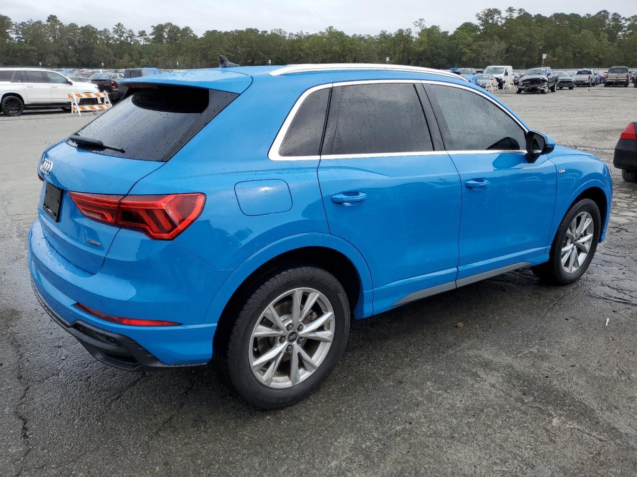 2021 AUDI Q3 PREMIUM - Image 3