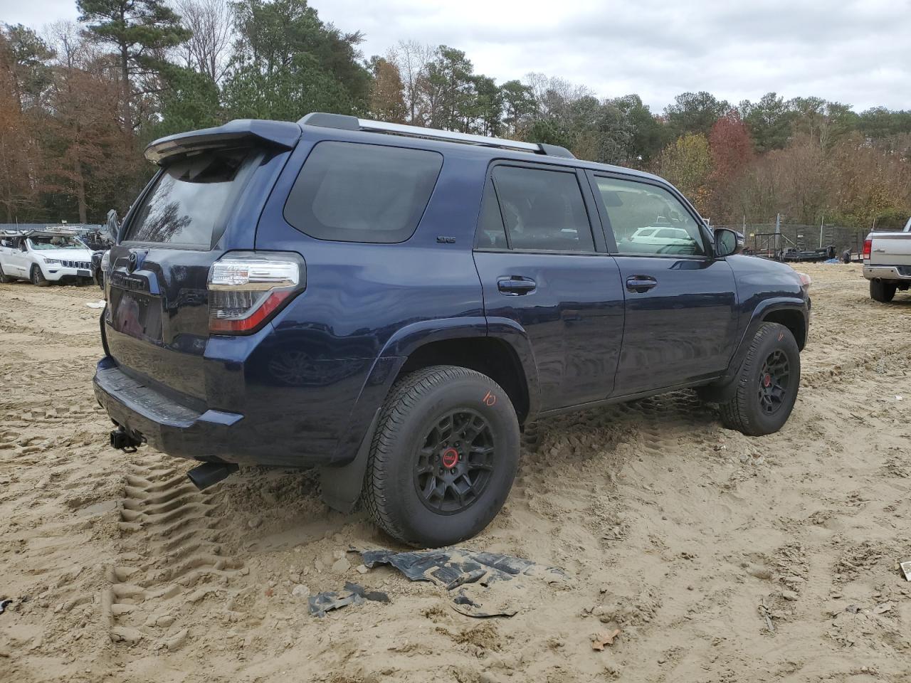 2024 TOYOTA 4RUNNER SR - Image 3