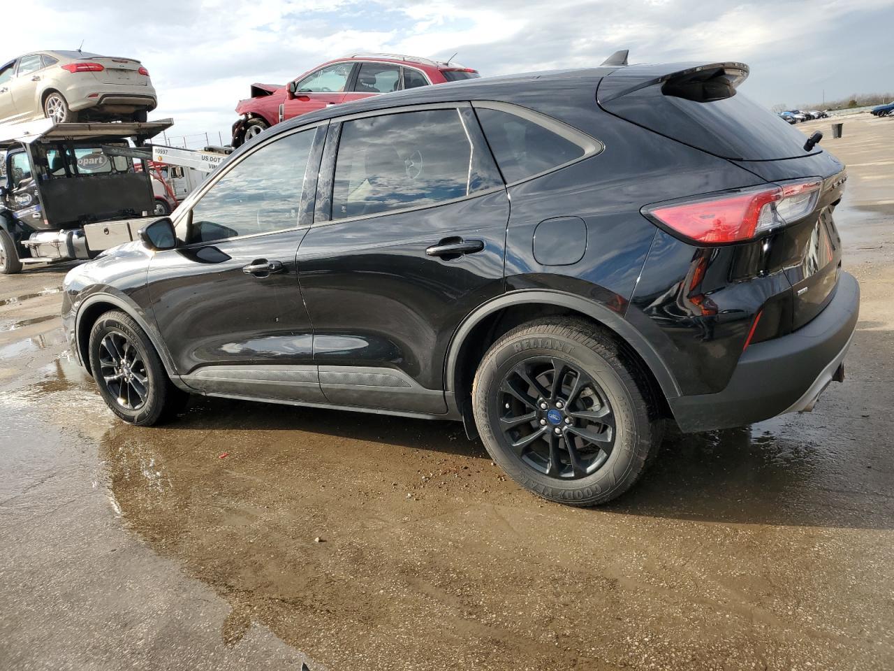 2020 FORD ESCAPE SE - Image 2