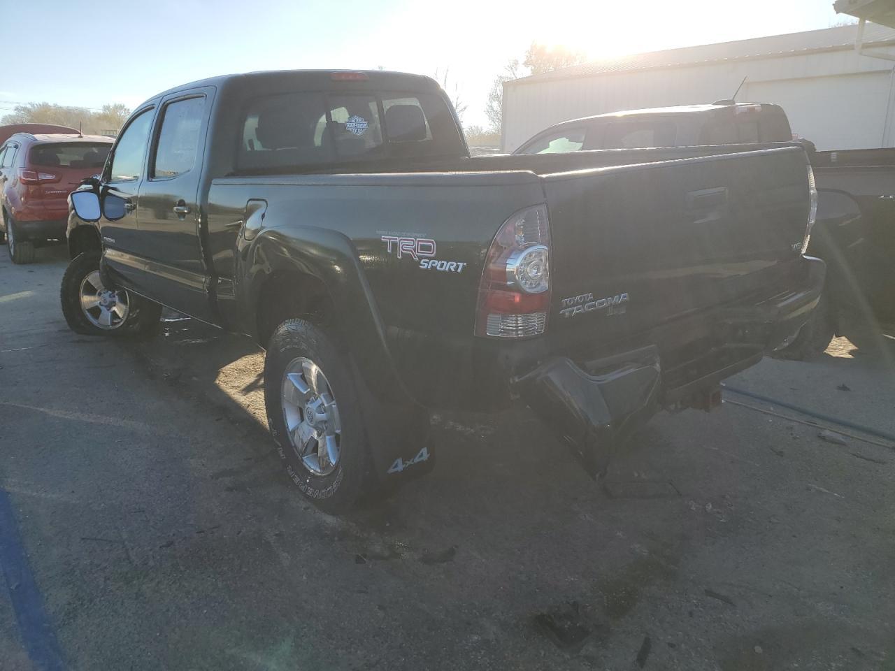 2013 TOYOTA TACOMA DOU - Image 2
