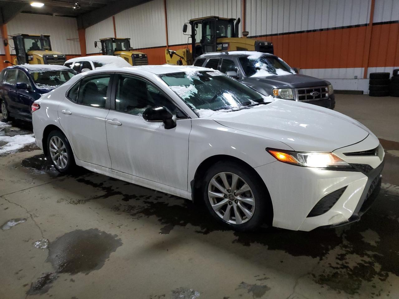 2020 TOYOTA CAMRY SE - Image 4