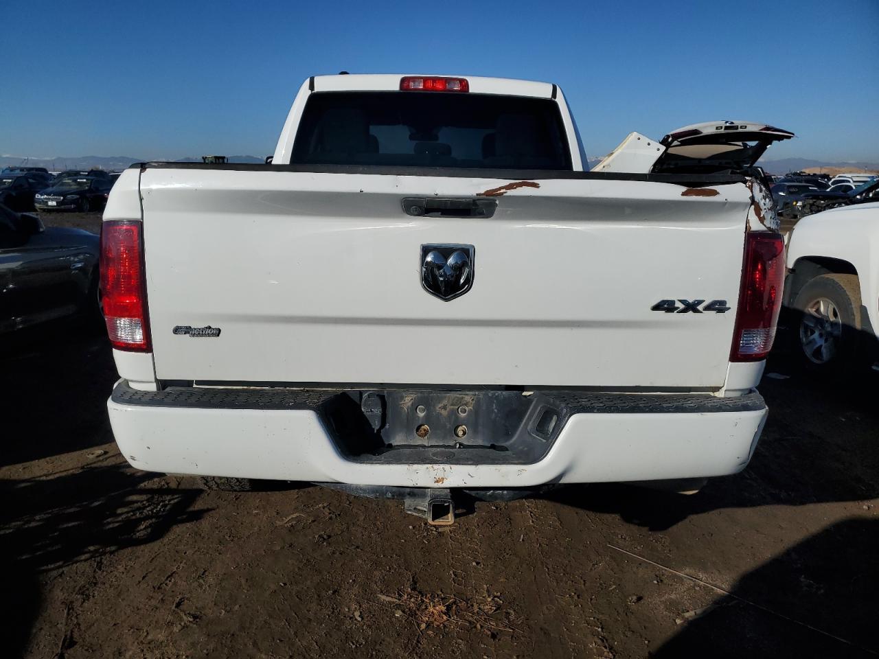 2018 RAM 1500 ST - Image 6