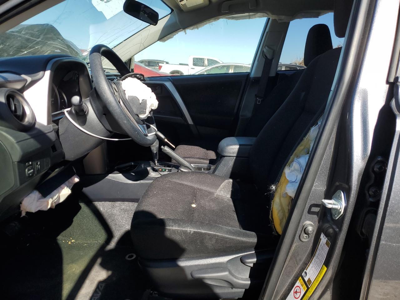 2016 TOYOTA RAV4 LE - Image 7