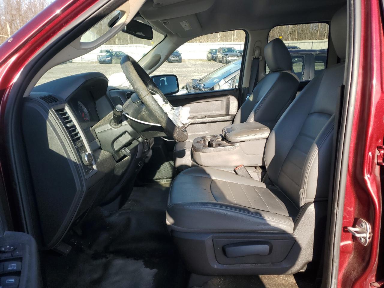 2018 RAM 1500 ST - Image 7