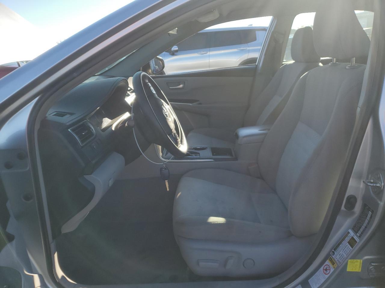 2017 TOYOTA CAMRY LE - Фото 7