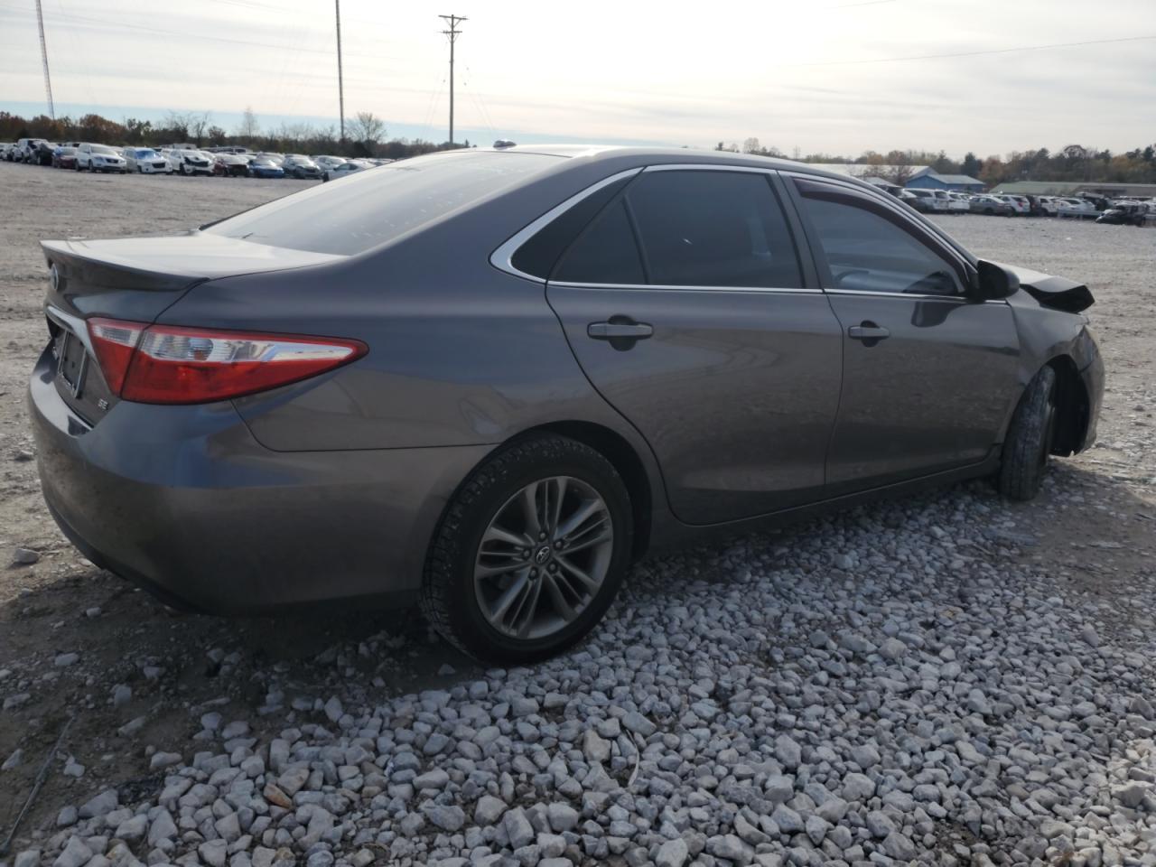2017 TOYOTA CAMRY LE - Image 3
