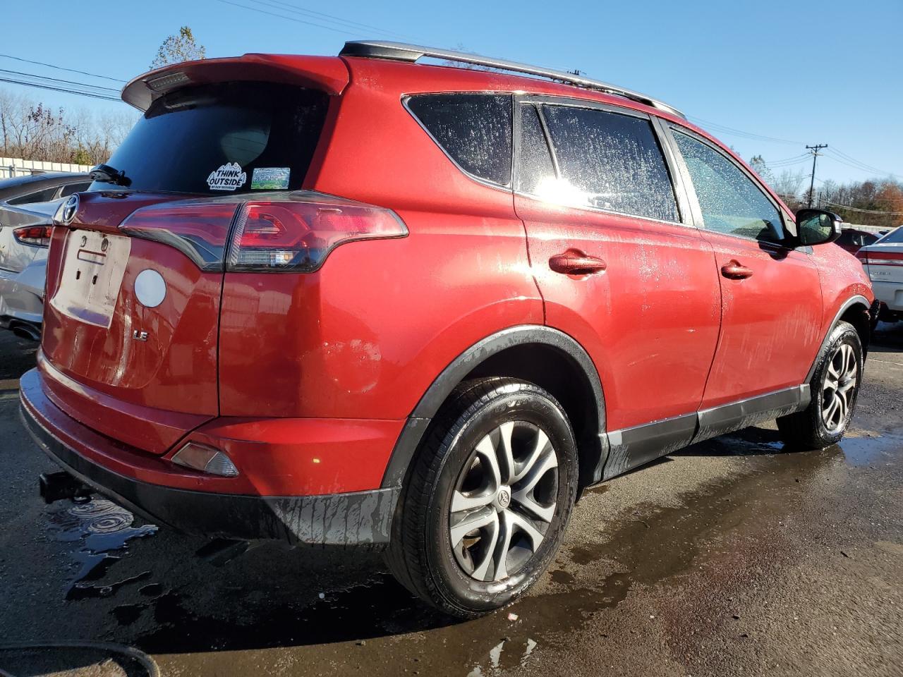 2017 TOYOTA RAV4 LE - Фото 3