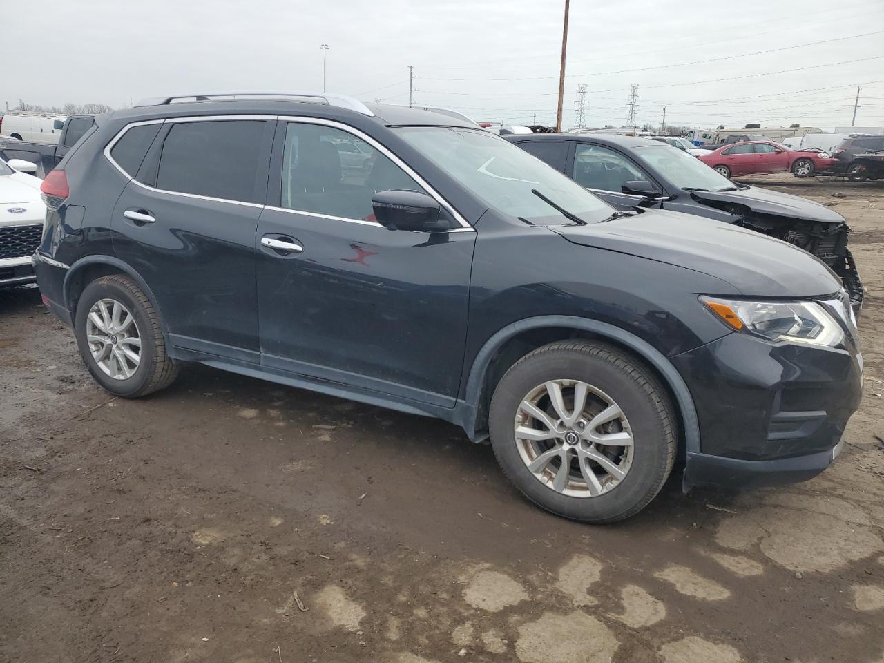 2018 NISSAN ROGUE S - Фото 4