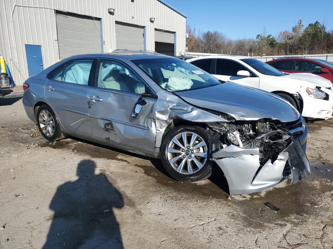 2017 TOYOTA CAMRY LE - Фото 4