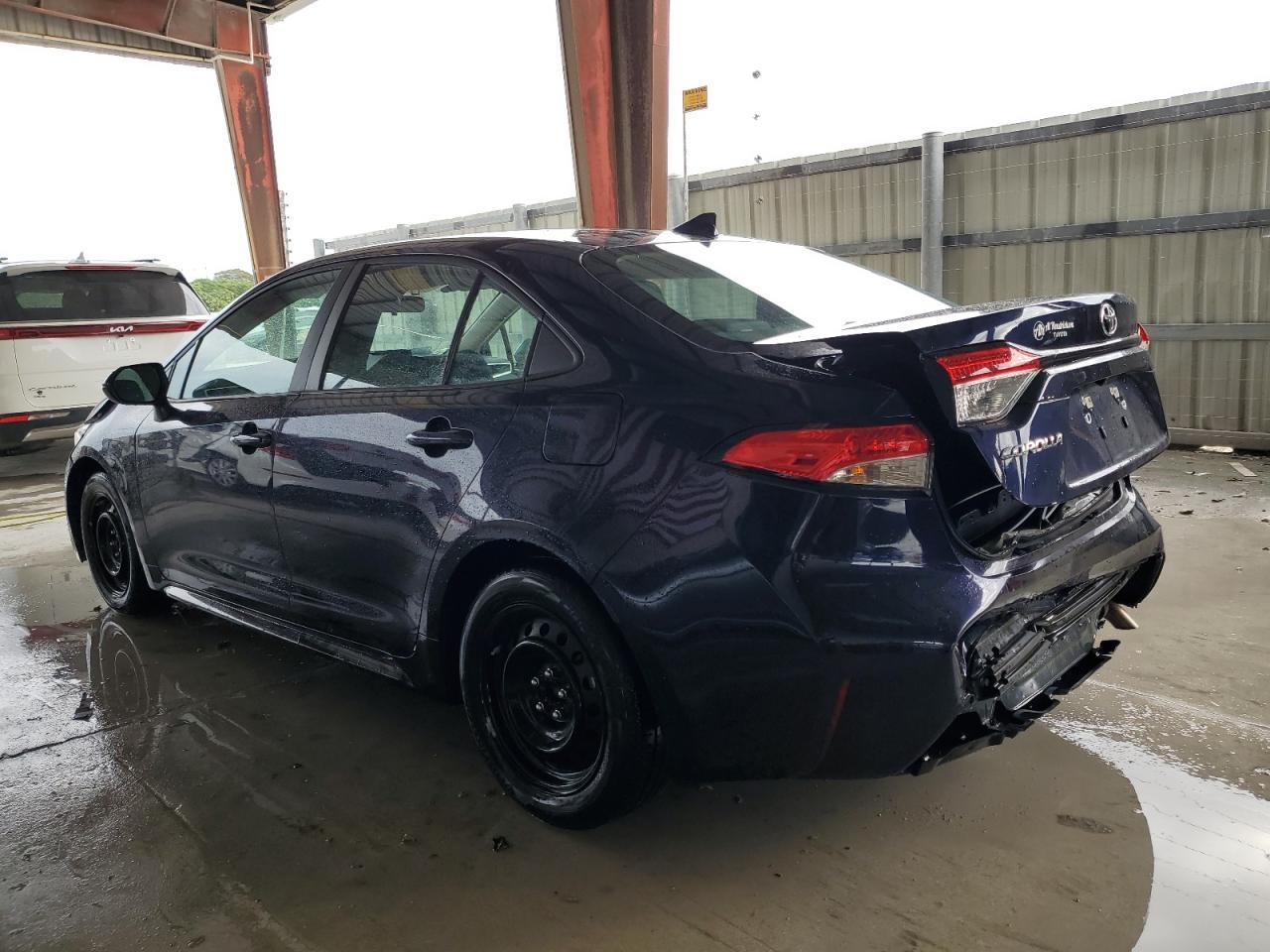 2022 TOYOTA COROLLA LE - Image 2