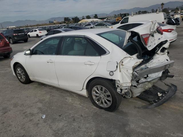 2017 Toyota Camry Hybrid - Фото 2