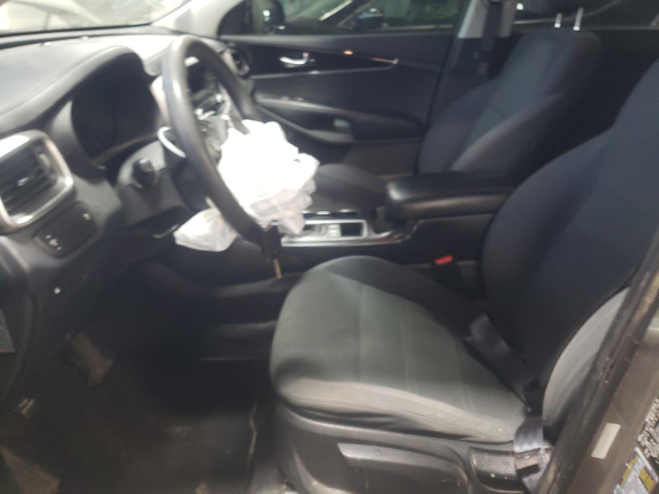 2017 KIA SORENTO LX - Фото 7
