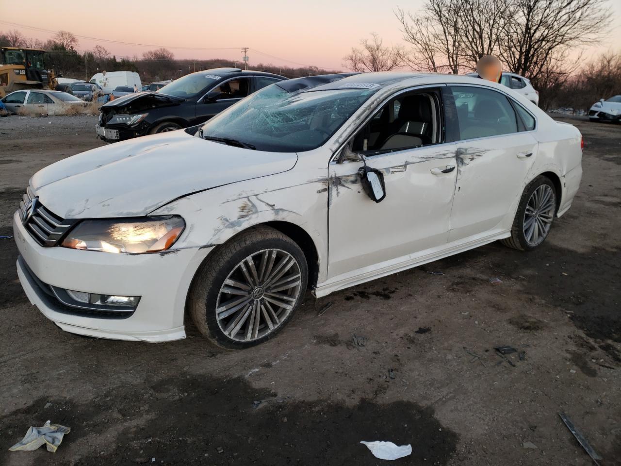 2015 VOLKSWAGEN PASSAT SE