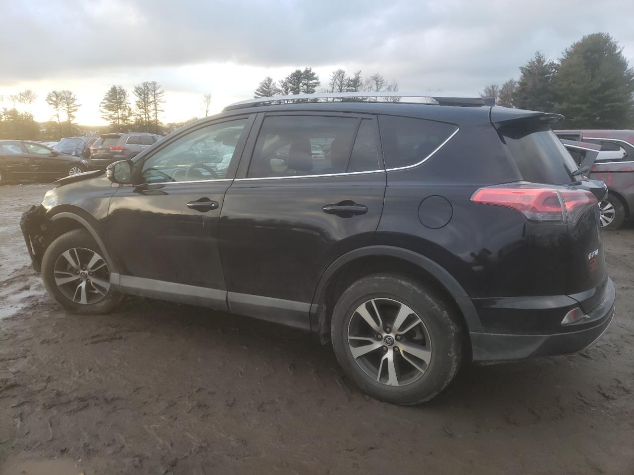 2017 TOYOTA RAV4 XLE - Image 2