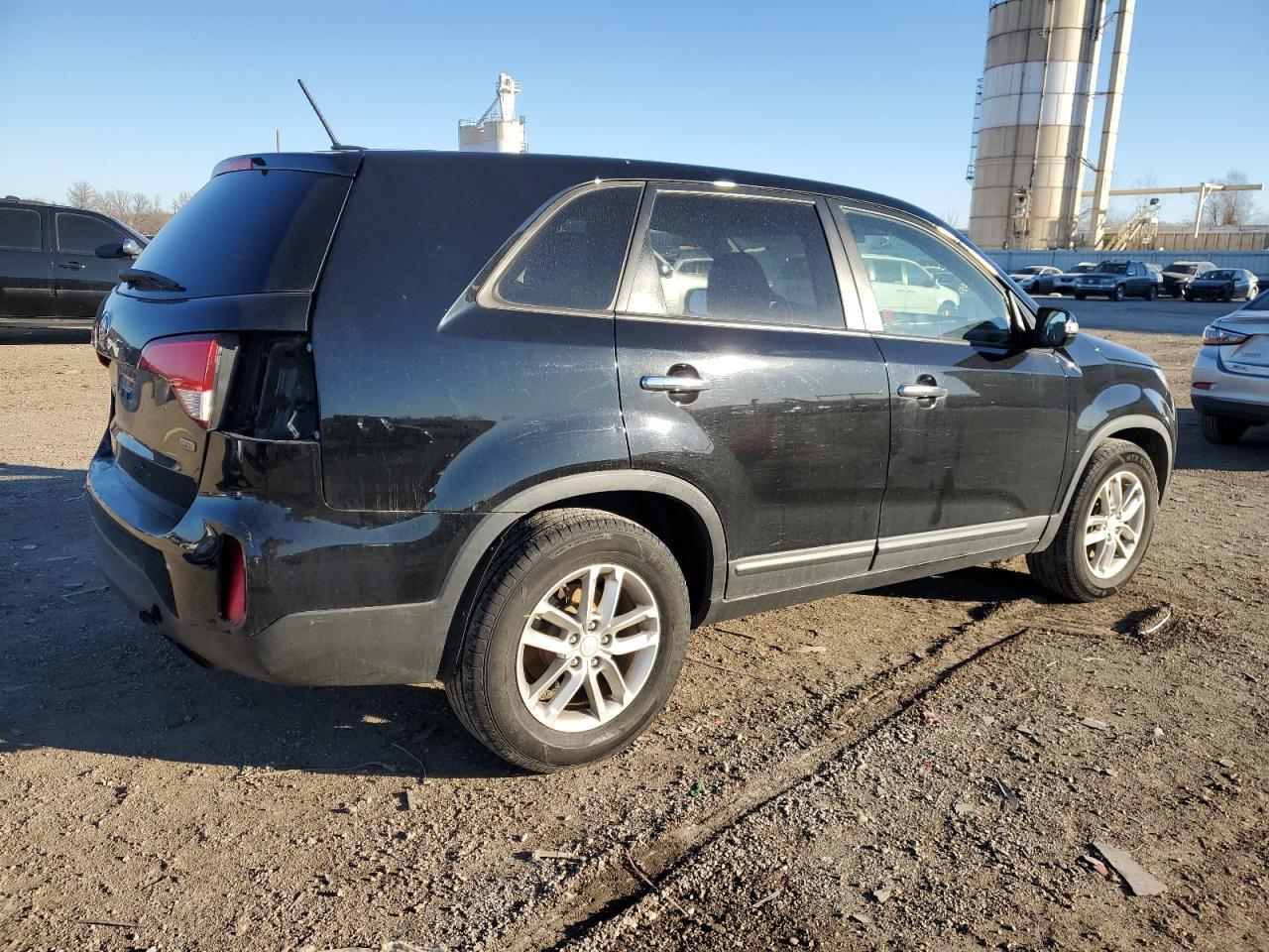 2014 KIA SORENTO LX - Фото 3