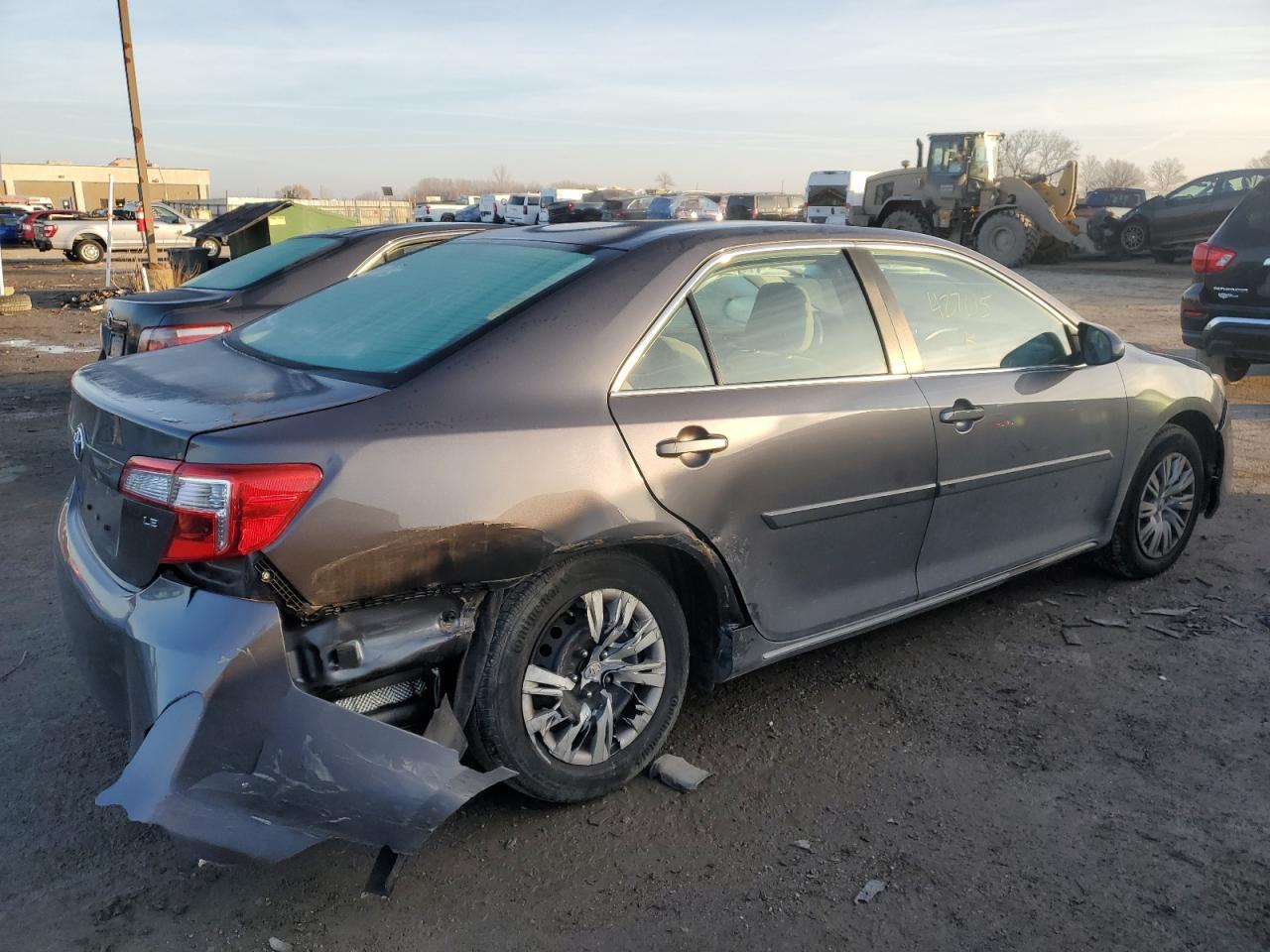 2014 TOYOTA CAMRY L - Image 3
