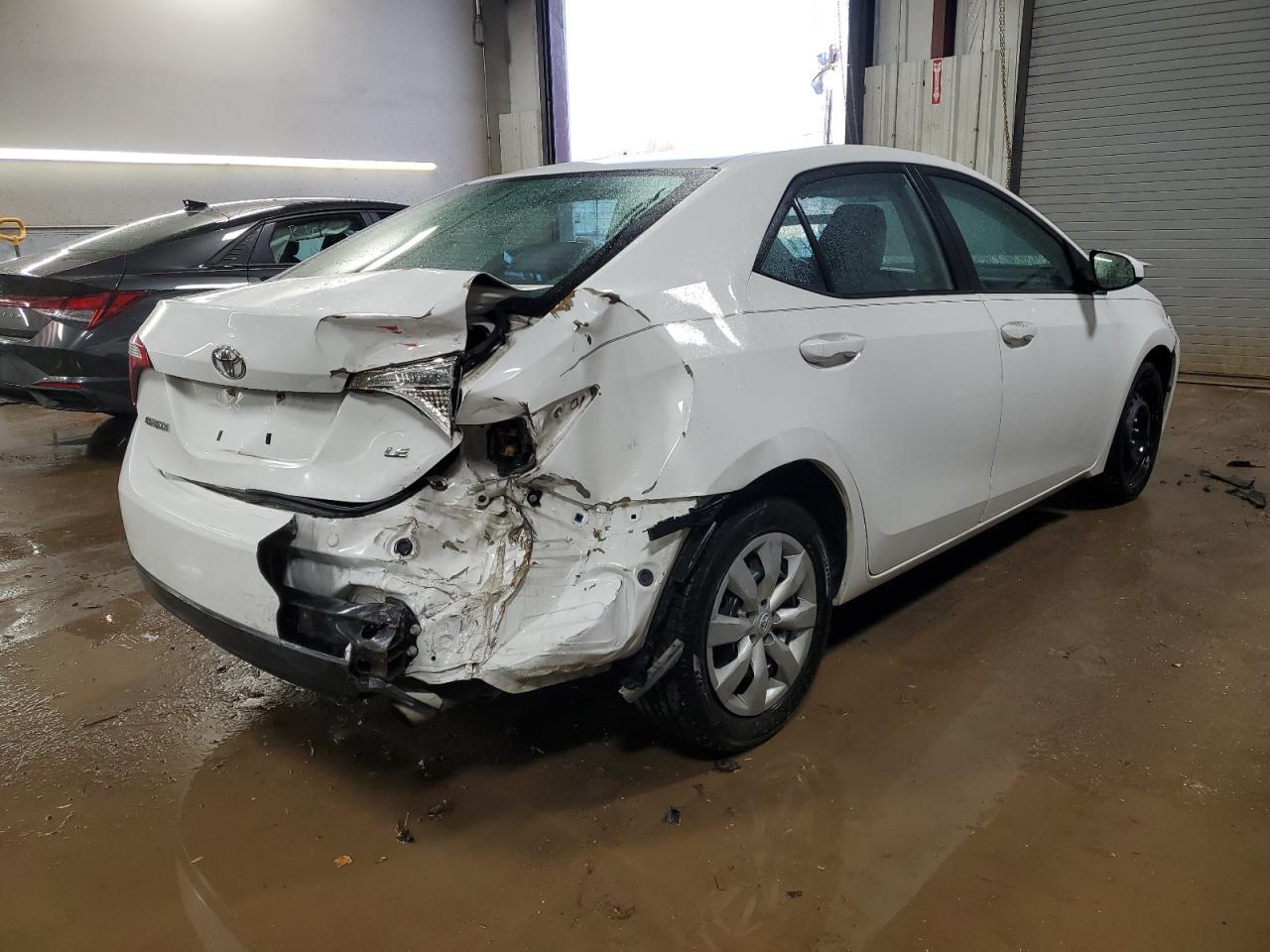 2015 TOYOTA COROLLA L - Image 3