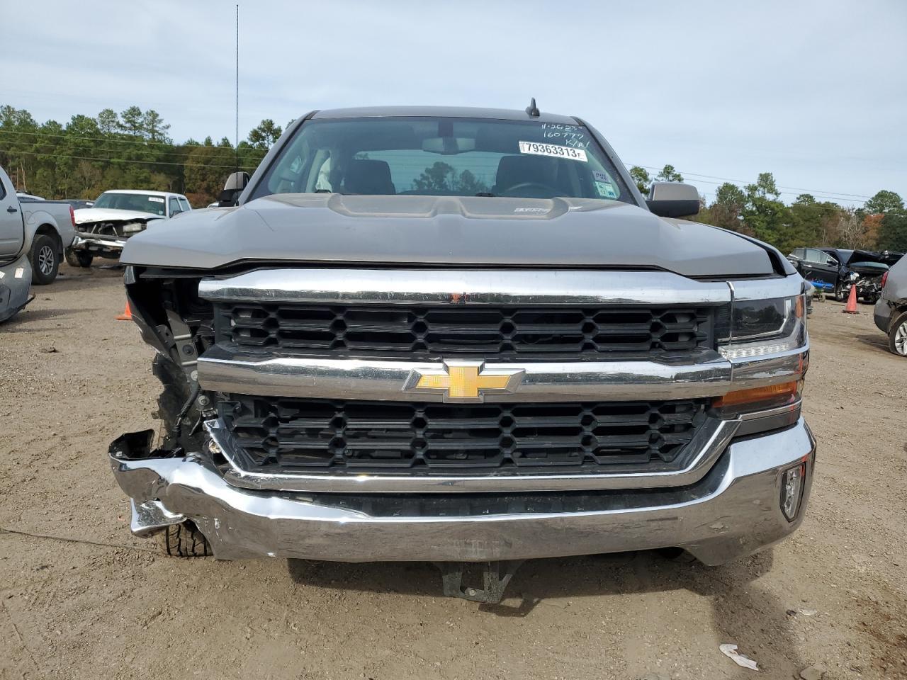 2017 CHEVROLET SILVERADO - Image 5