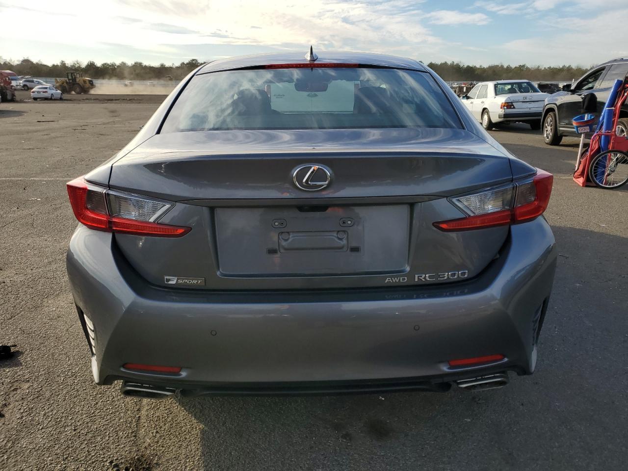 2018 LEXUS RC 300 - Фото 6