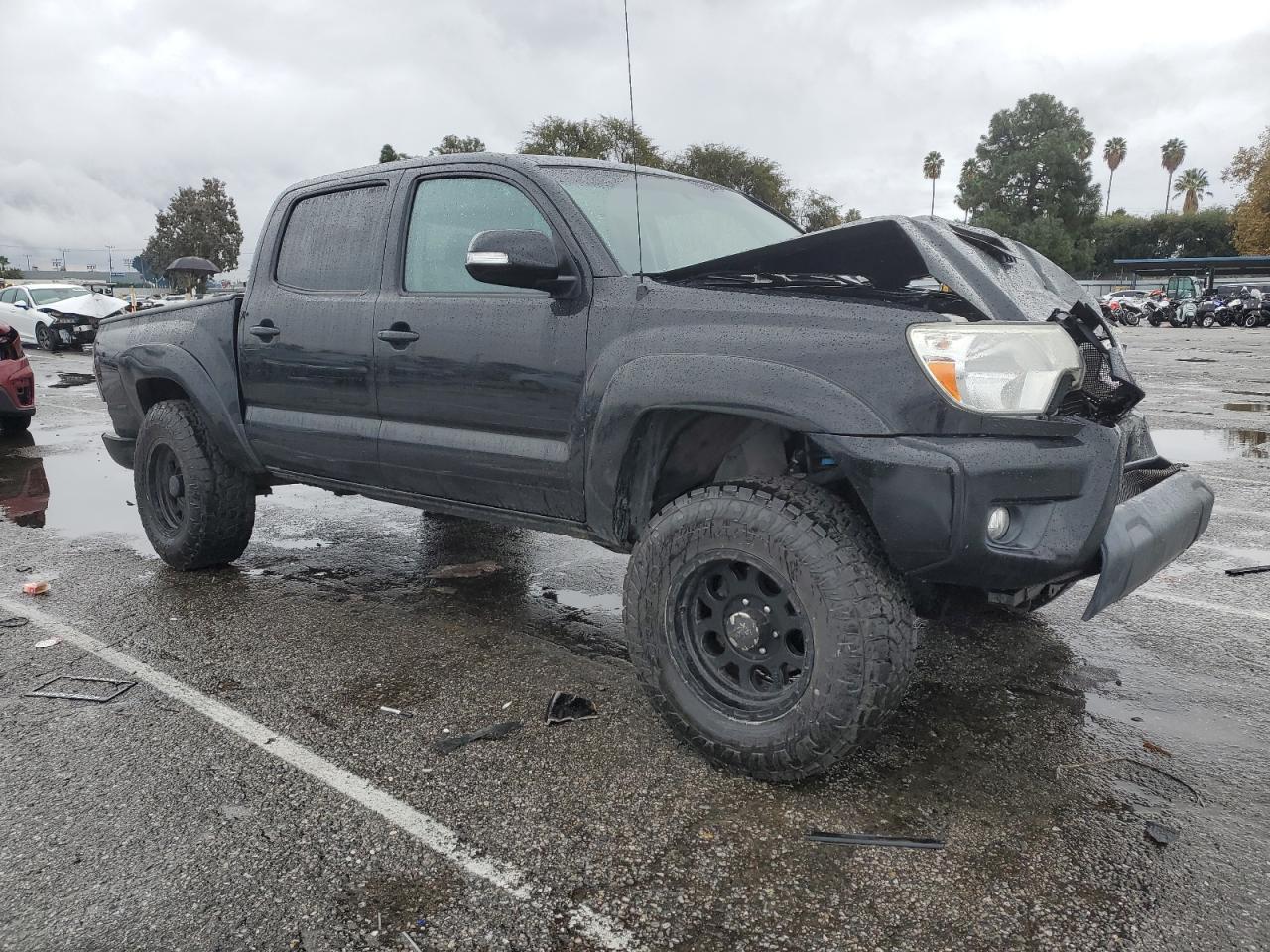 2014 TOYOTA TACOMA DOU - Image 4