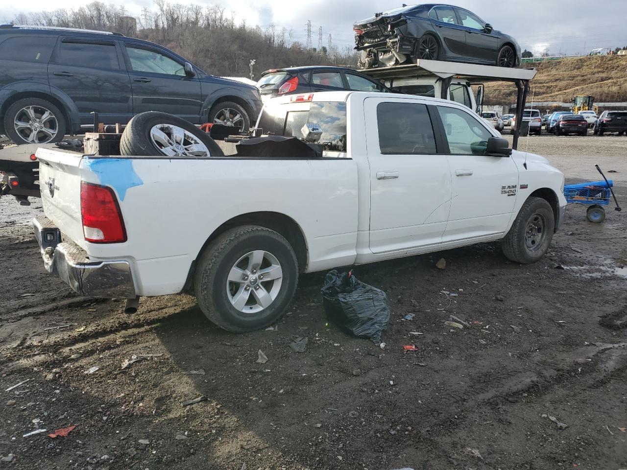 2019 RAM 1500 CLASS - Image 3