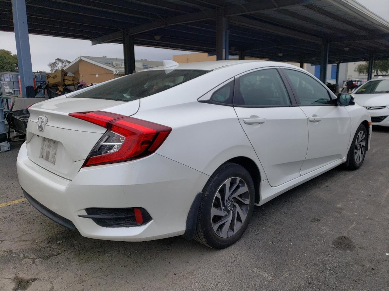 2018 HONDA CIVIC EX - Фото 3