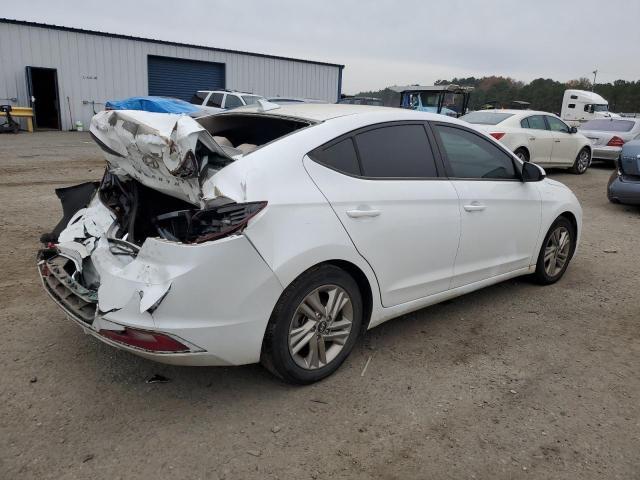 2019 Hyundai Elantra Sel - Image 3