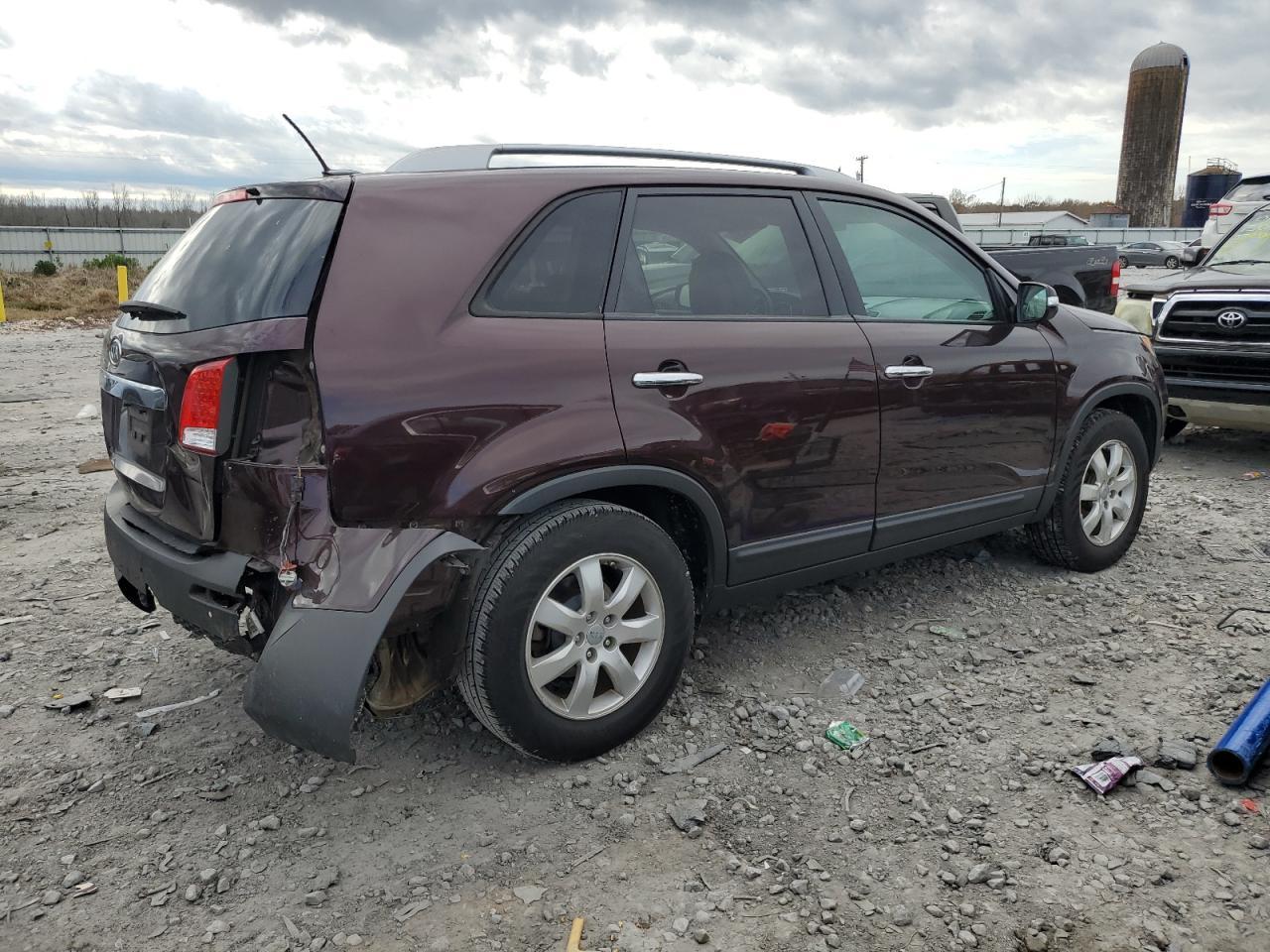 2012 KIA SORENTO BA - Image 3