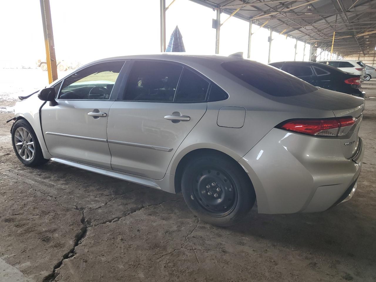 2022 TOYOTA COROLLA LE - Image 2