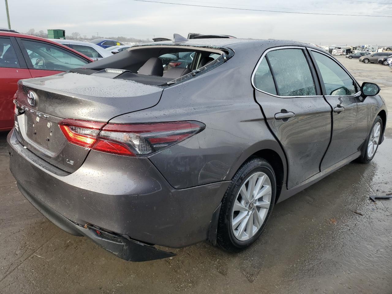 2024 TOYOTA CAMRY LE - Фото 3