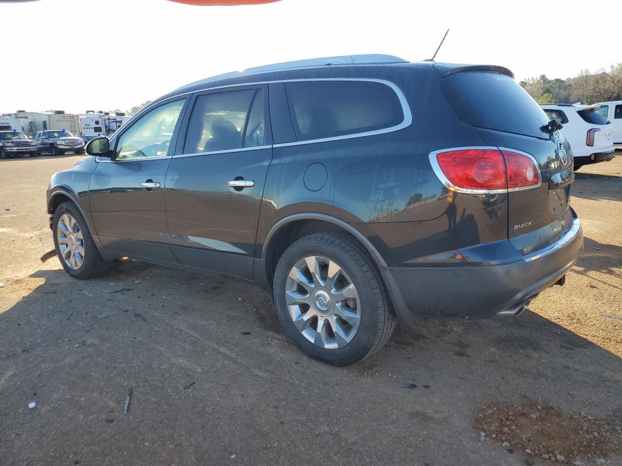 2011 BUICK ENCLAVE CX - Image 2