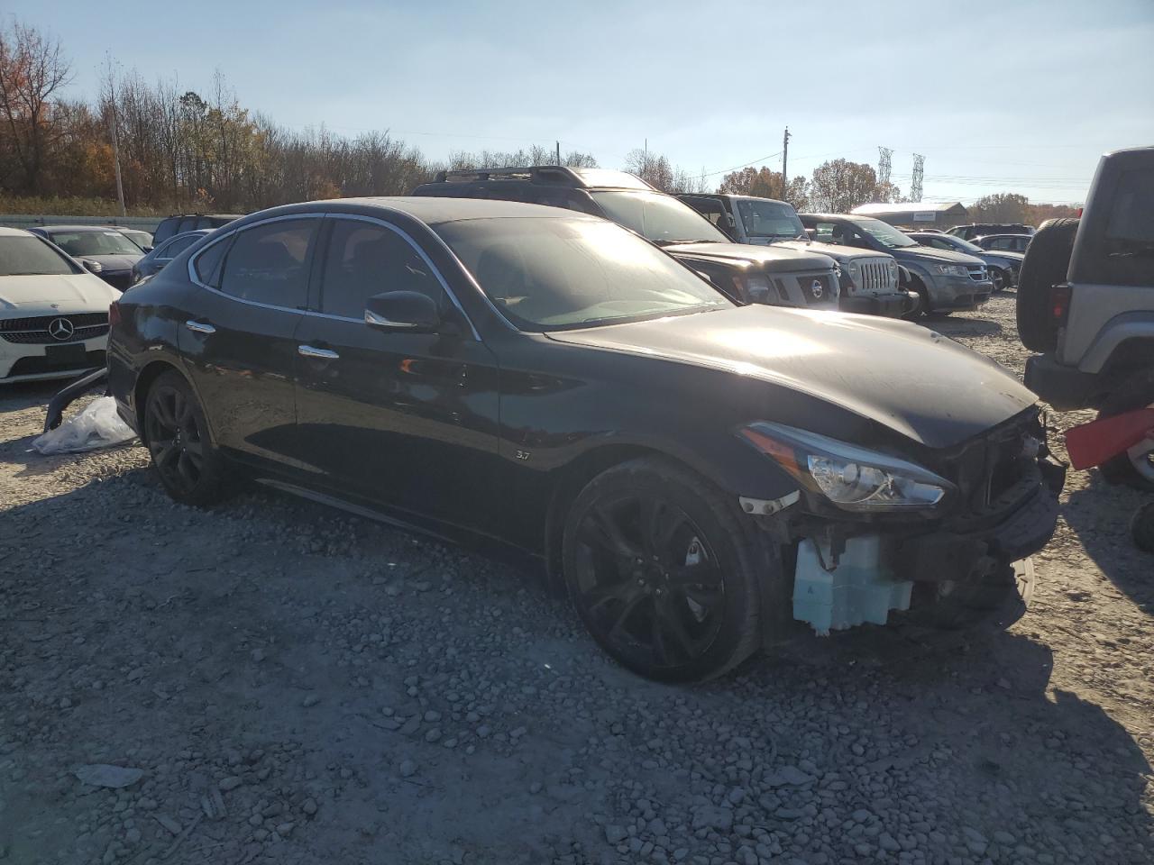 2015 INFINITI Q70 3.7 - Image 4