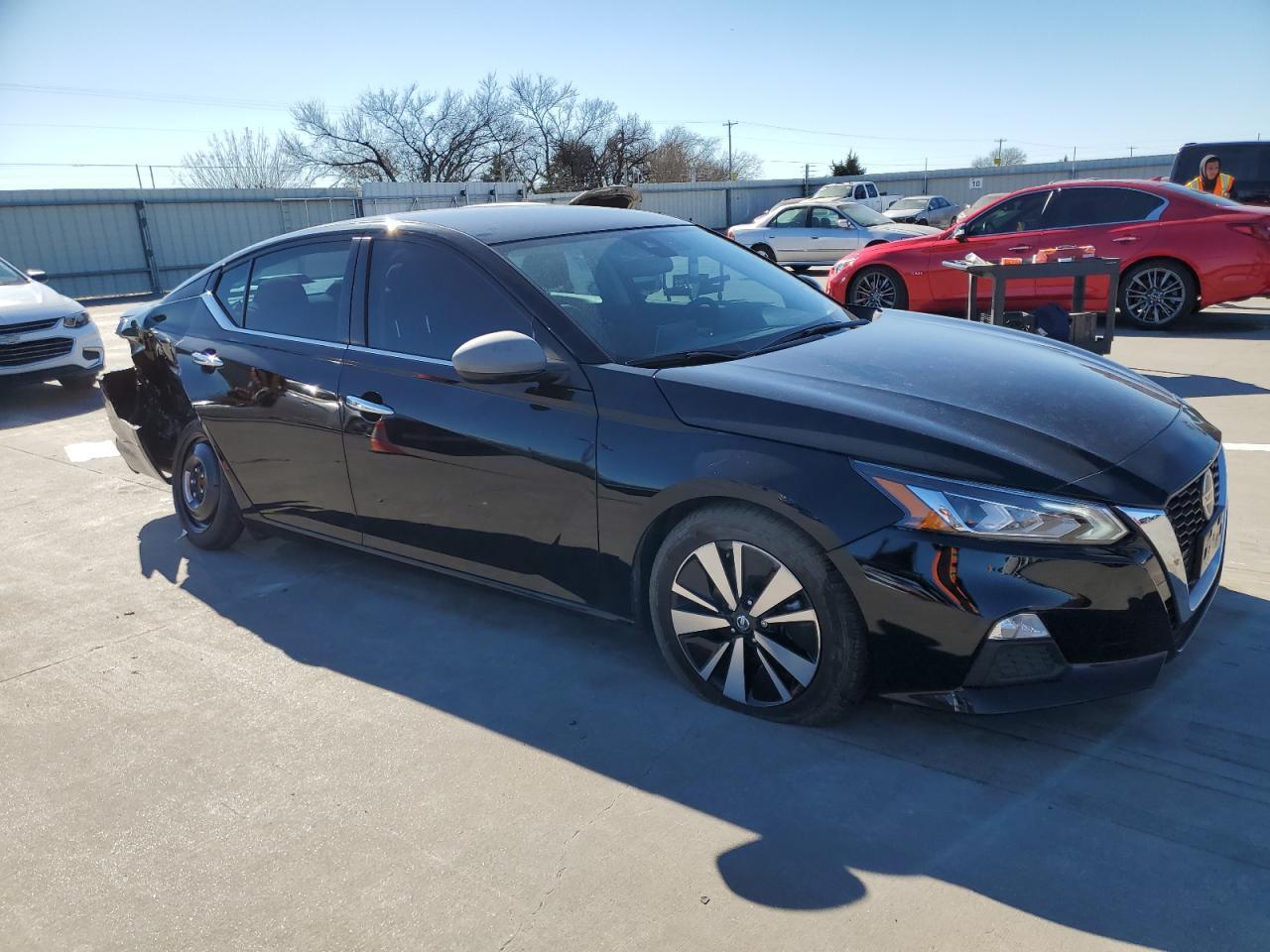 2022 NISSAN ALTIMA SV - Фото 4