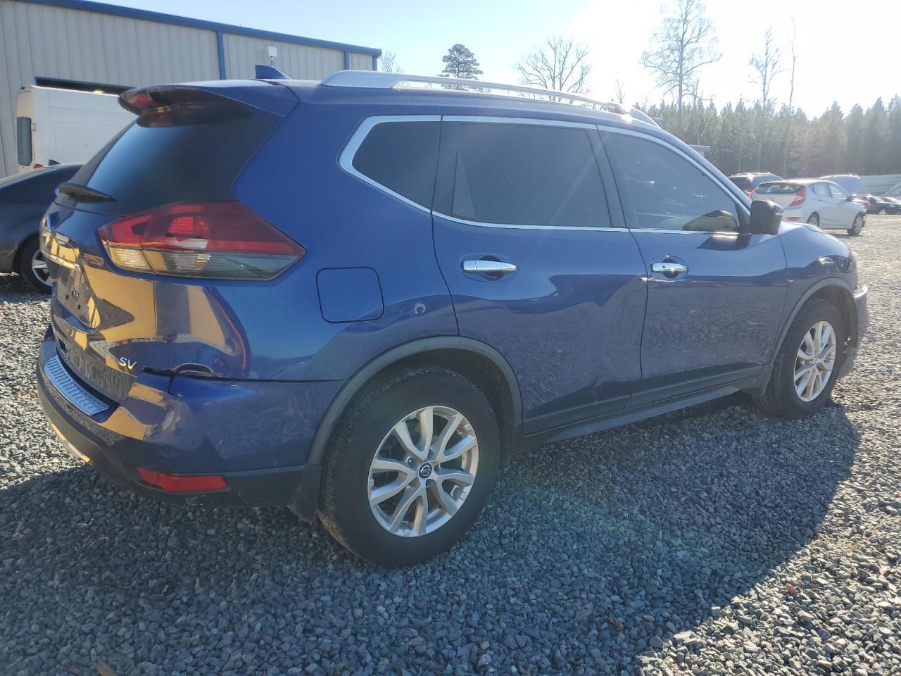 2018 NISSAN ROGUE S - Фото 3