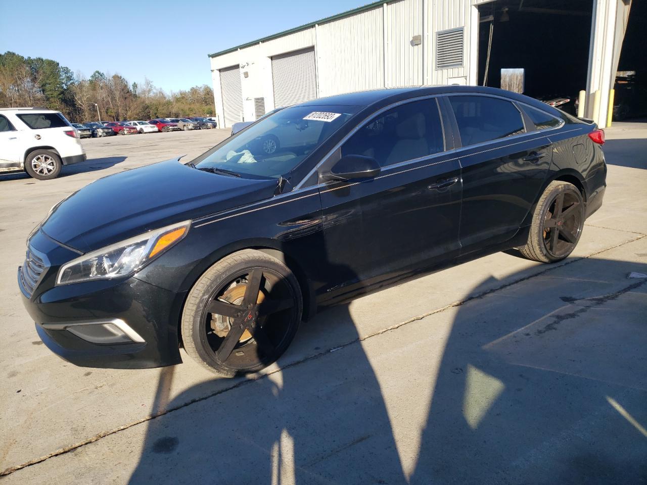 2017 HYUNDAI SONATA SE
