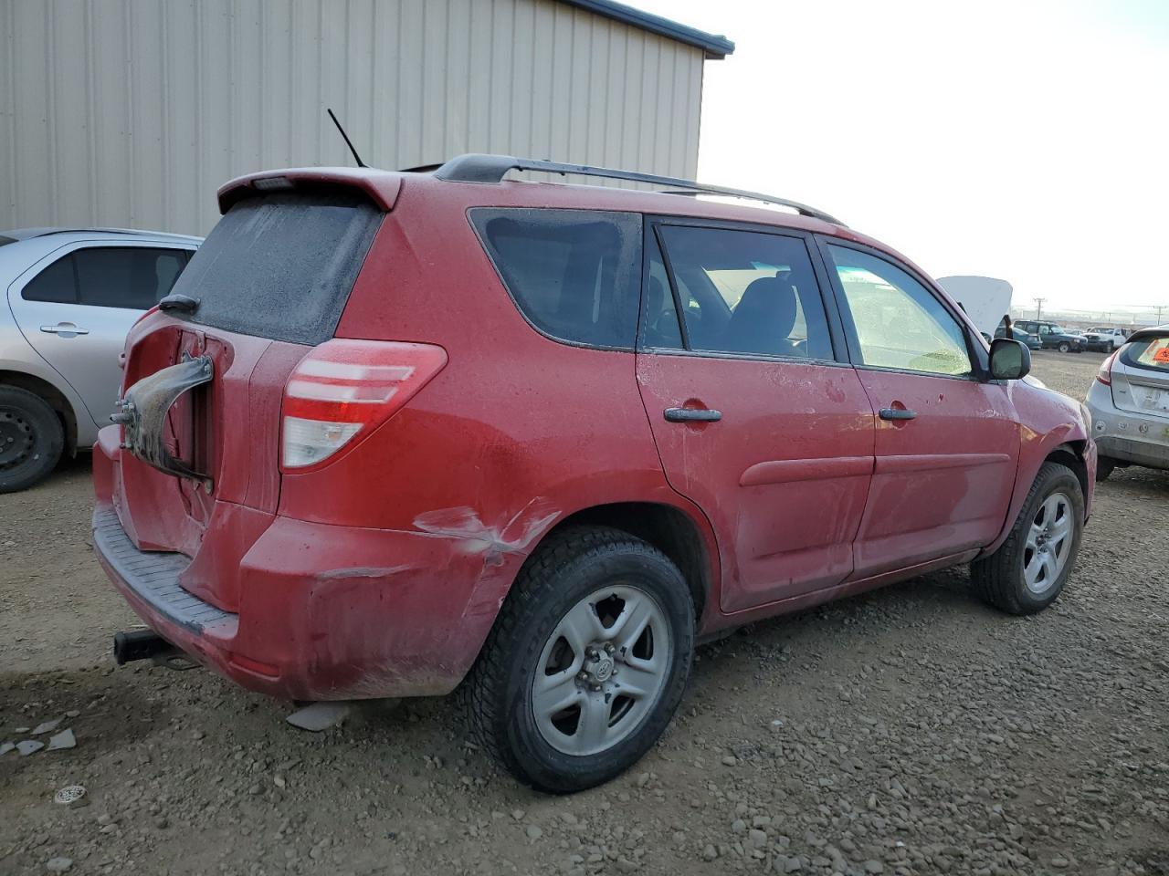 2011 TOYOTA RAV4 - Фото 3
