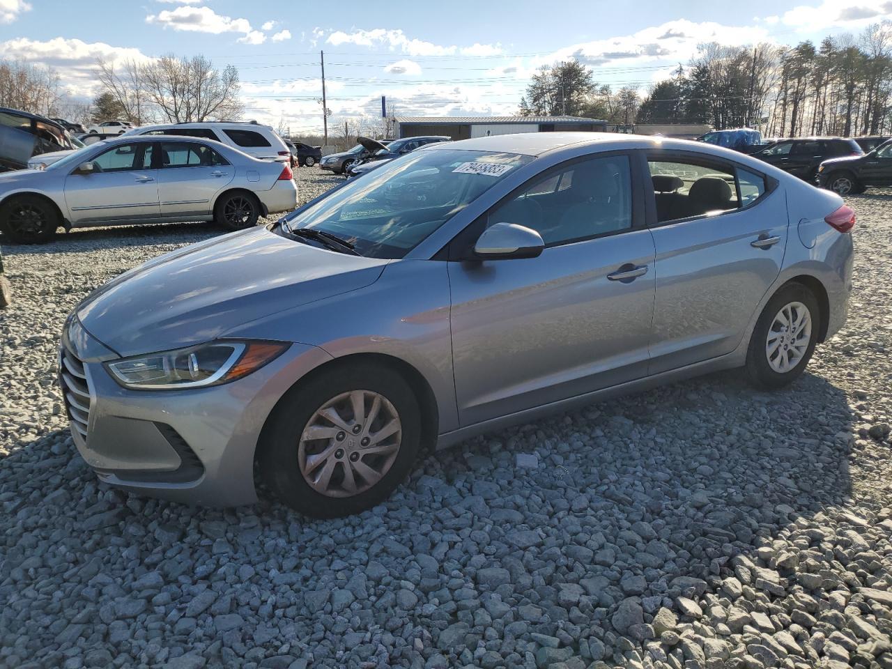 2017 HYUNDAI ELANTRA SE