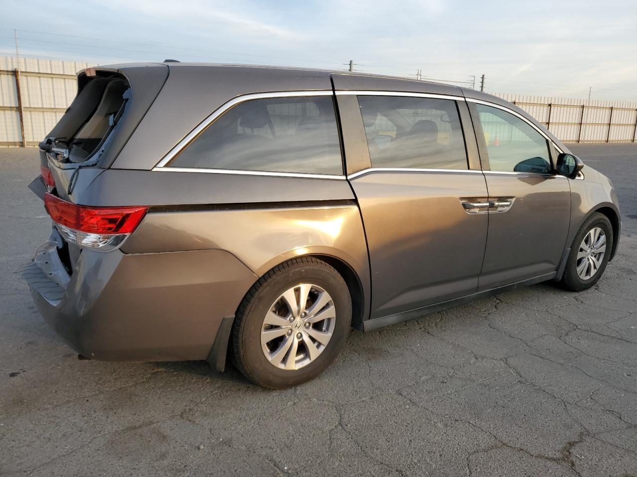 2016 HONDA ODYSSEY EX - Фото 3