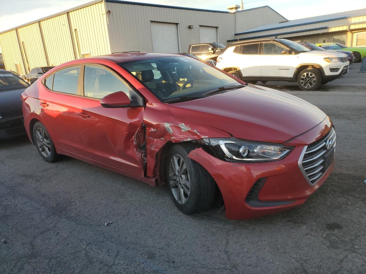 2017 HYUNDAI ELANTRA SE - Image 4