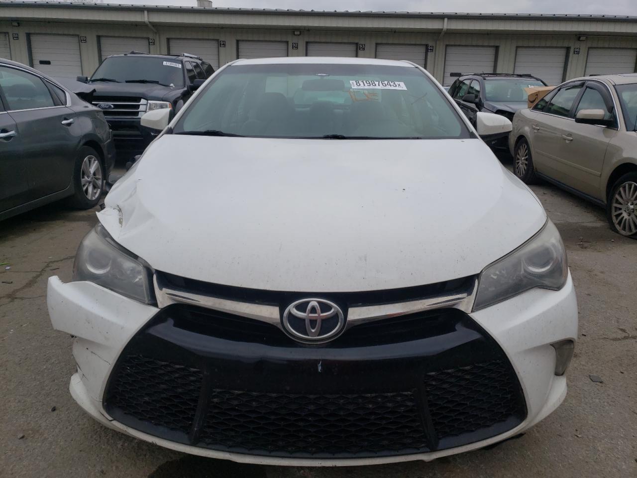 2017 TOYOTA CAMRY LE - Фото 5