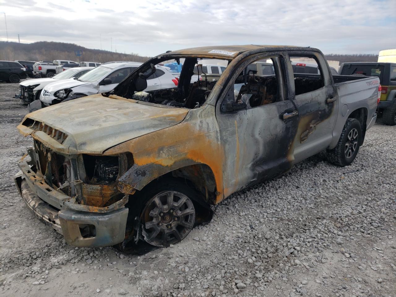 2018 TOYOTA TUNDRA CRE