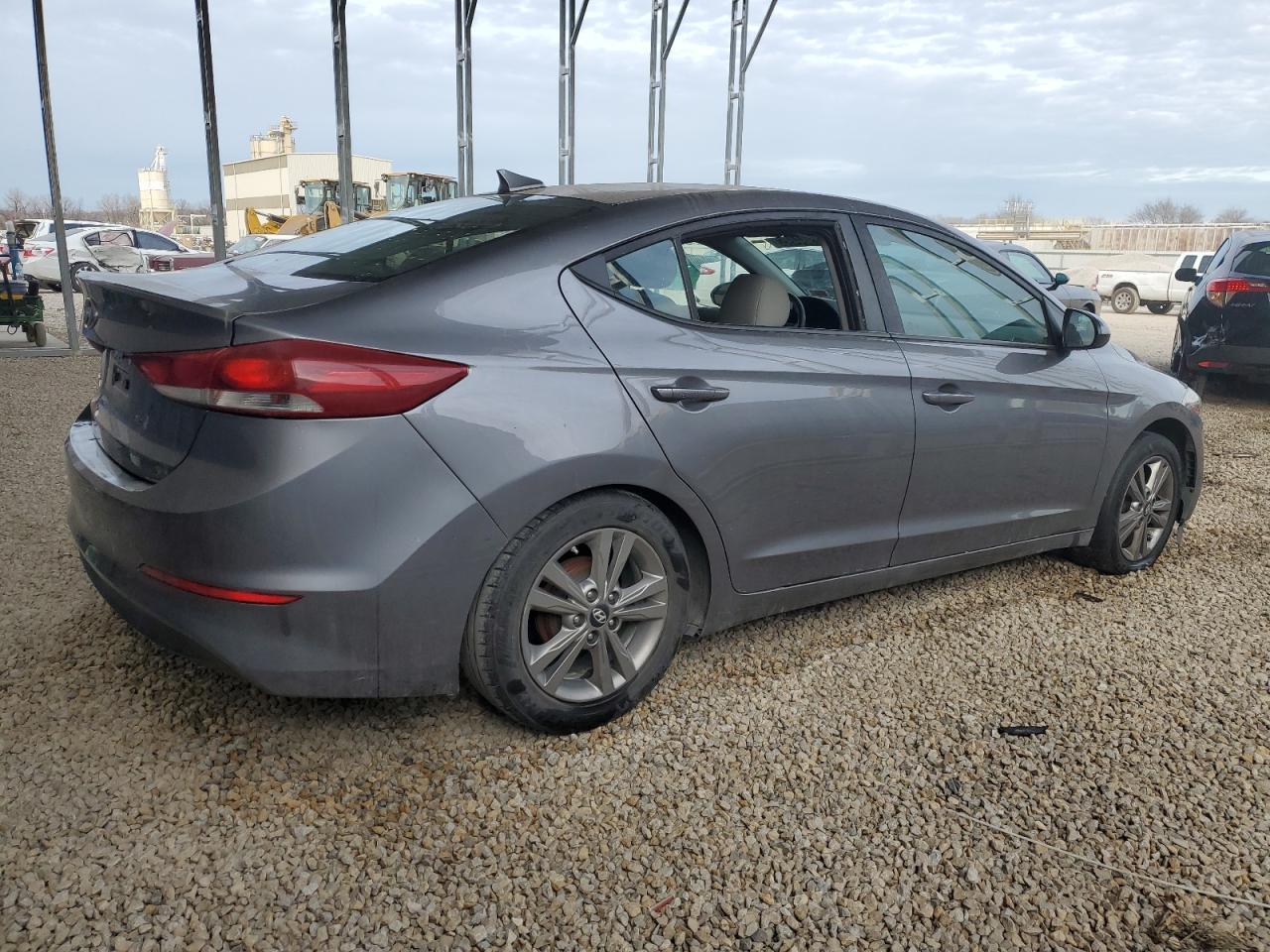 2017 HYUNDAI ELANTRA SE - Фото 3