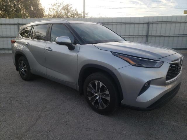 2023 Toyota Highlander L - Image 4