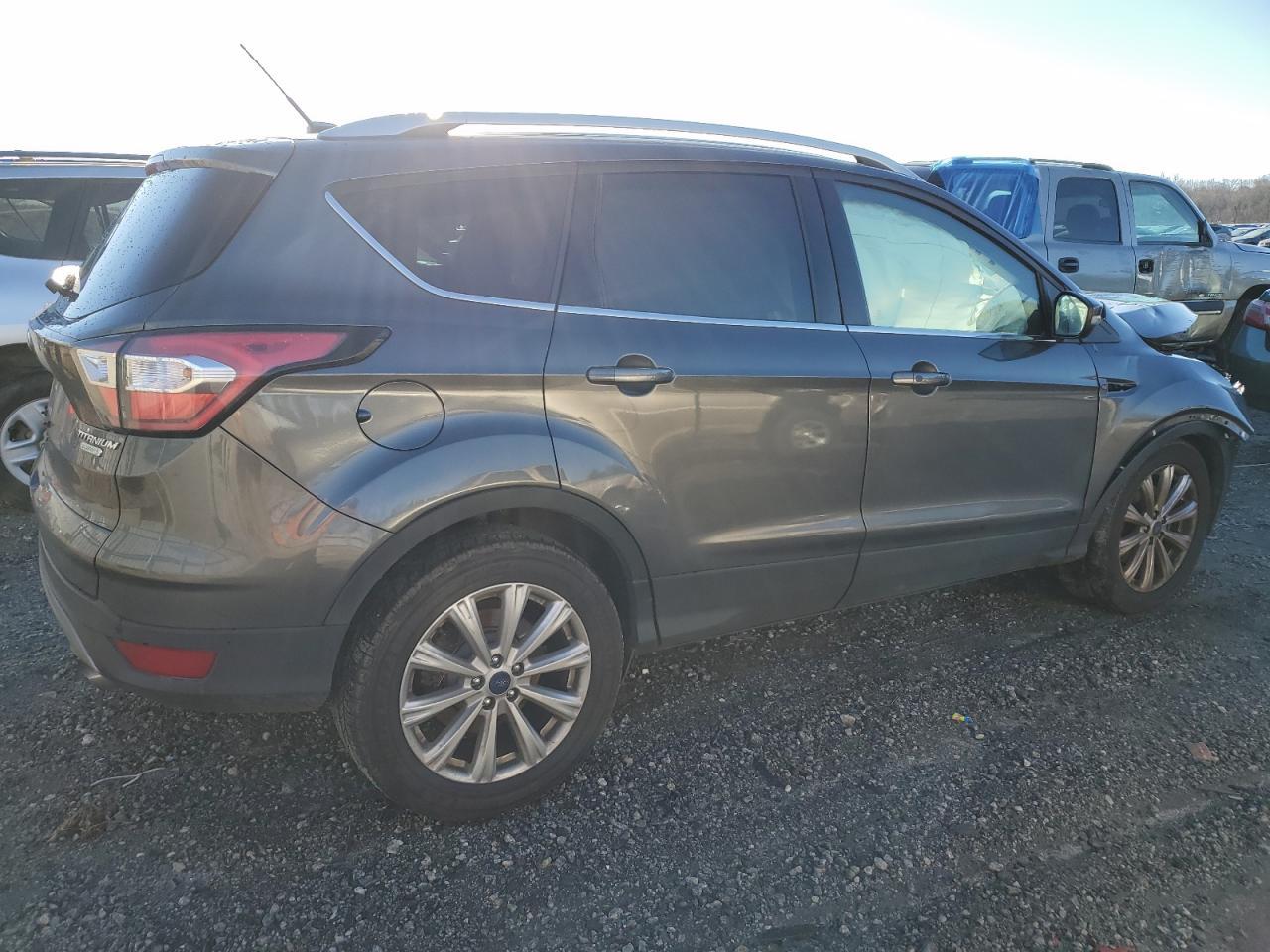 2017 FORD ESCAPE TIT - Image 3