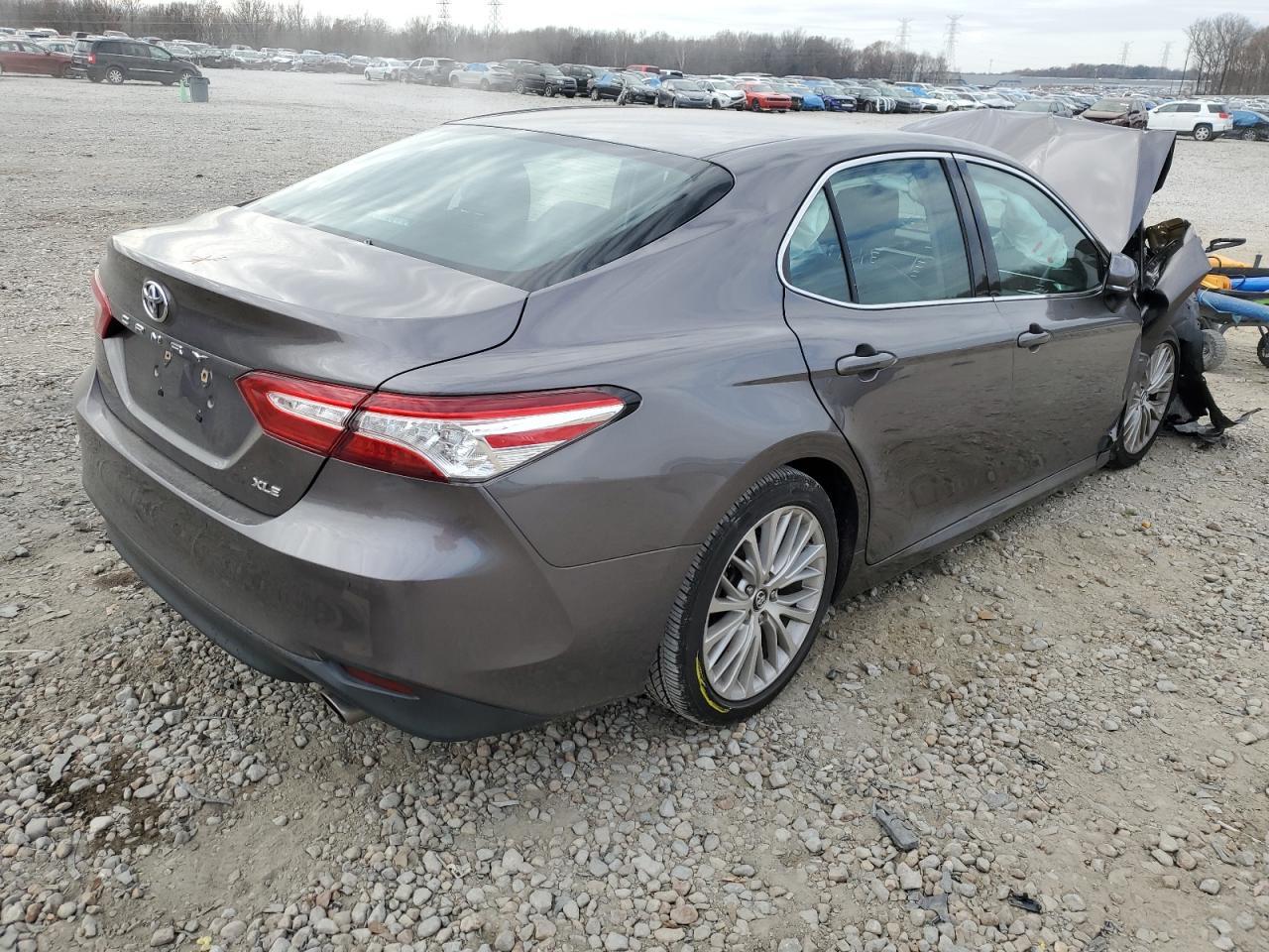2018 TOYOTA CAMRY L - Image 3