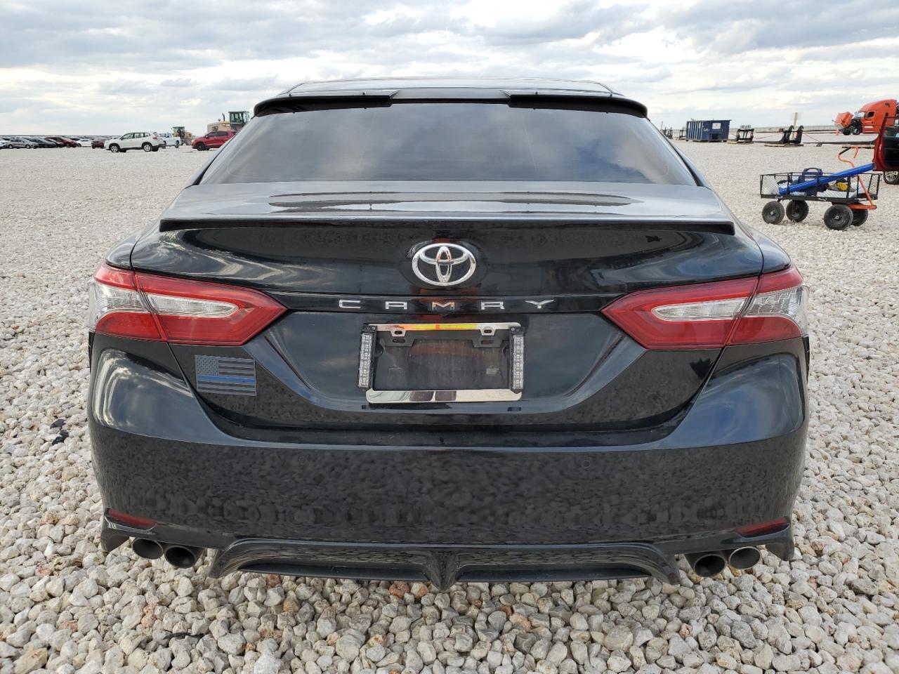 2018 TOYOTA CAMRY XSE - Image 6
