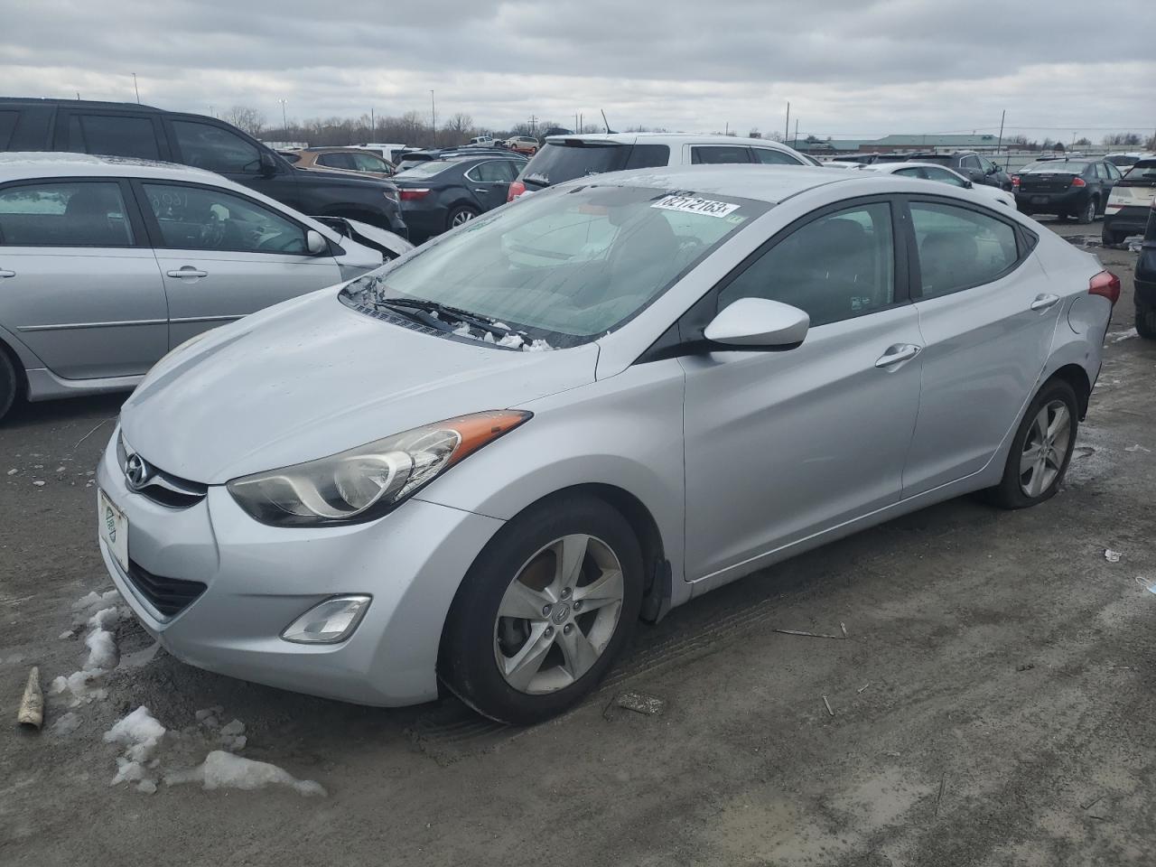 2013 HYUNDAI ELANTRA GL